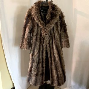 Mobwife Vintage authentic fur coat